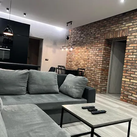 Raciborska Royal - Miejsce Parkingowe Na Parkingu Strzeżonym