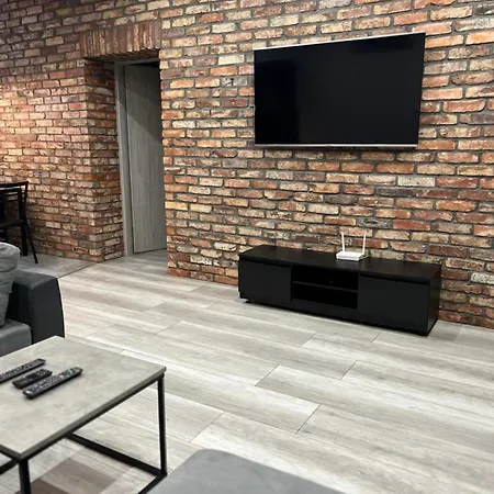 Raciborska Royal - Miejsce Parkingowe Na Parkingu Strzeżonym Apartament