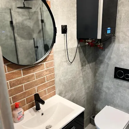 Appartement Raciborska Royal - Miejsce Parkingowe Na Parkingu Strzezonym