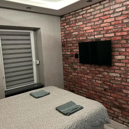 Raciborska Royal - Miejsce Parkingowe Na Parkingu Strzeżonym Apartament