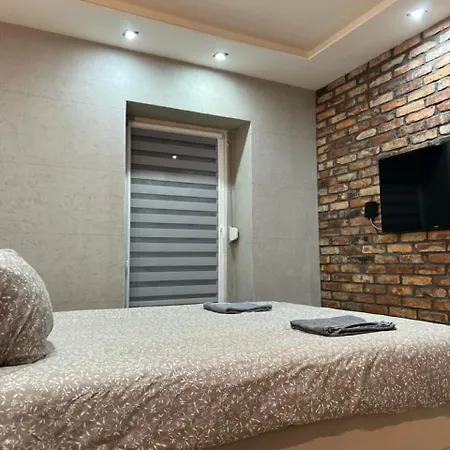 Apartament Raciborska Royal - Miejsce Parkingowe Na Parkingu Strzeżonym