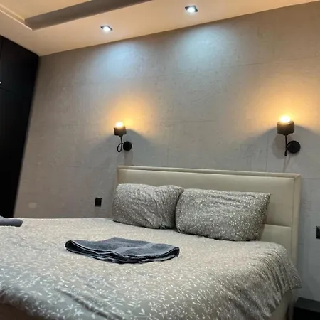 Appartement Raciborska Royal - Miejsce Parkingowe Na Parkingu Strzezonym Gliwice