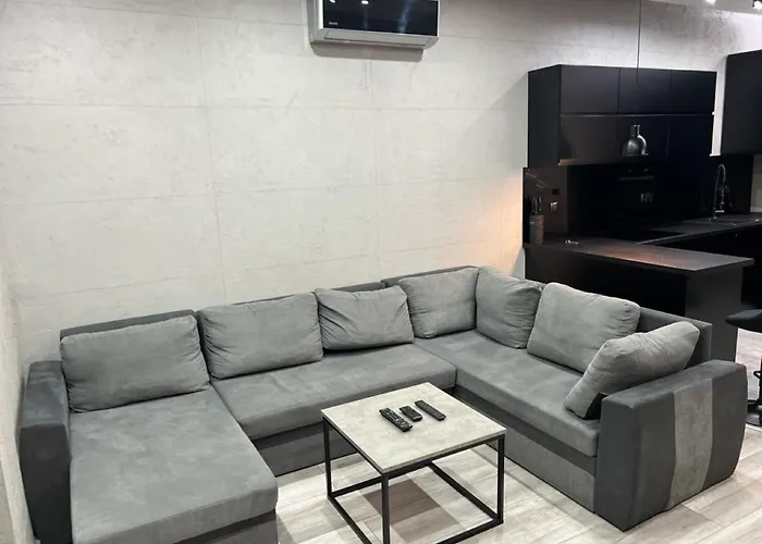 Lägenhet Raciborska Royal - Miejsce Parkingowe Na Parkingu Strzezonym