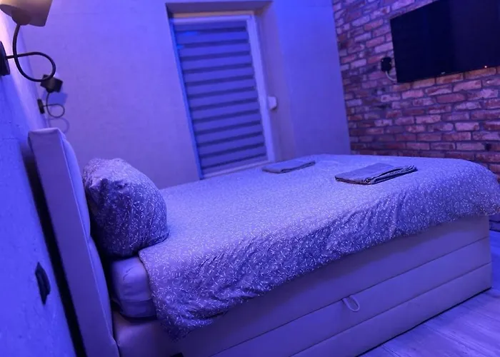 Raciborska Royal - Miejsce Parkingowe Na Parkingu Strzezonym